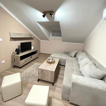Vivko Apartments Veliko Gradiste Luaran gambar